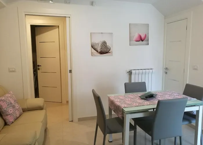 Апарт-отель The Flowers 4*